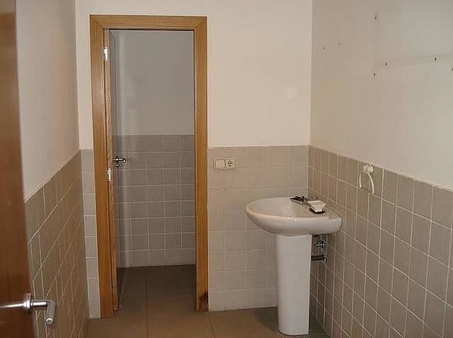 1200€ al mes local semicentrico