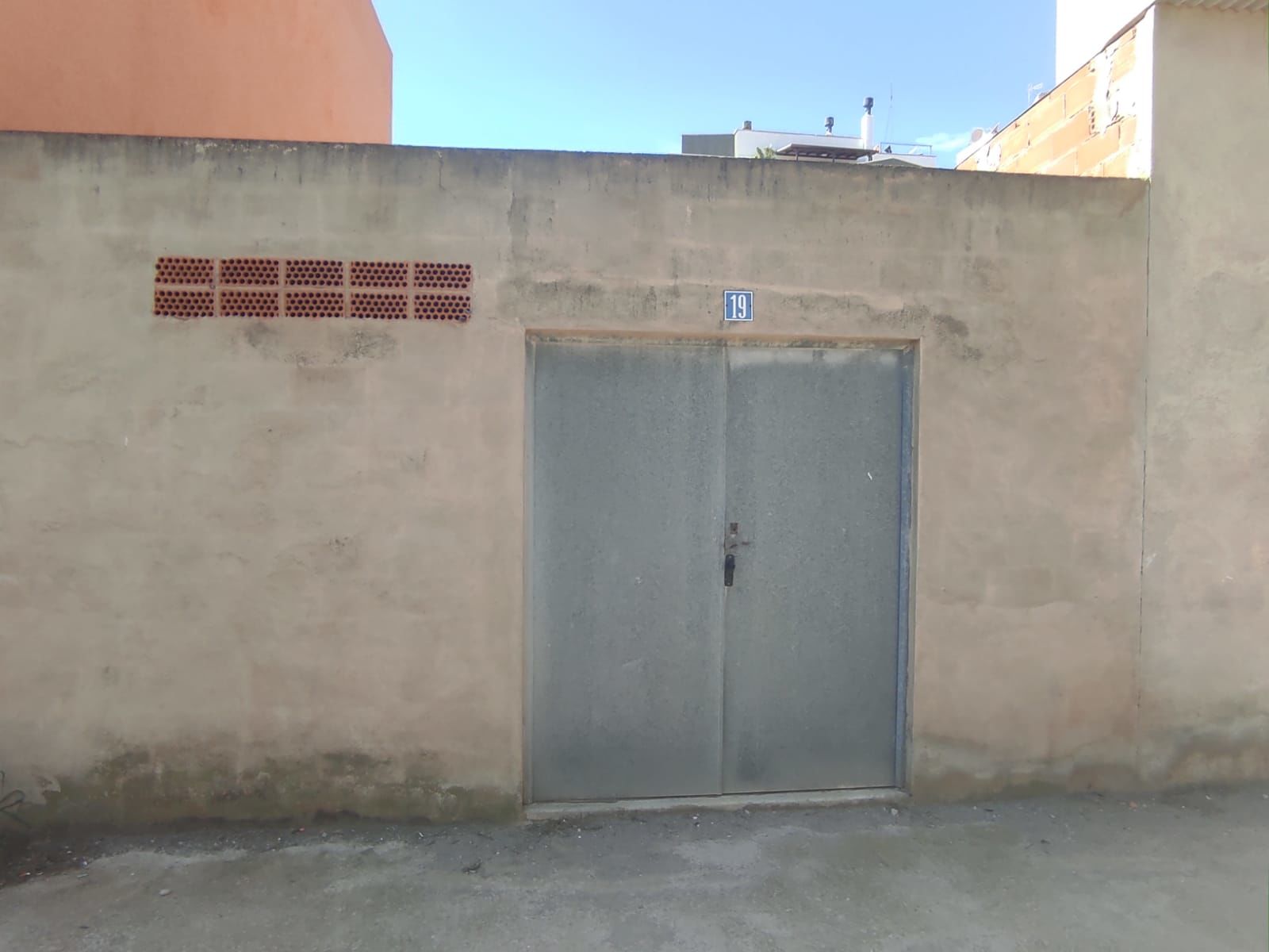 Por 38000 €