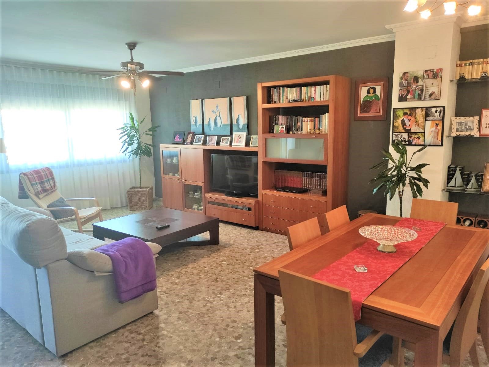 Por 350.000€ atico duplex zona estacion
