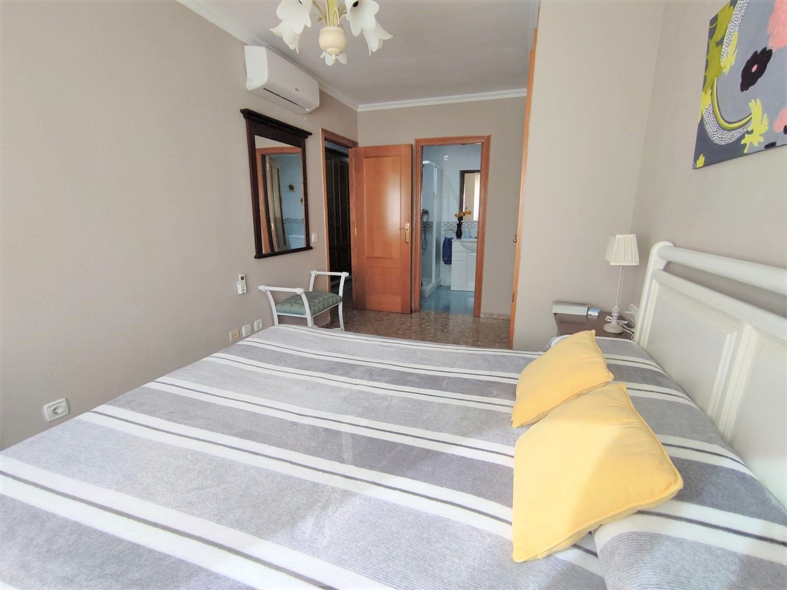 Por 350.000€ atico duplex zona estacion