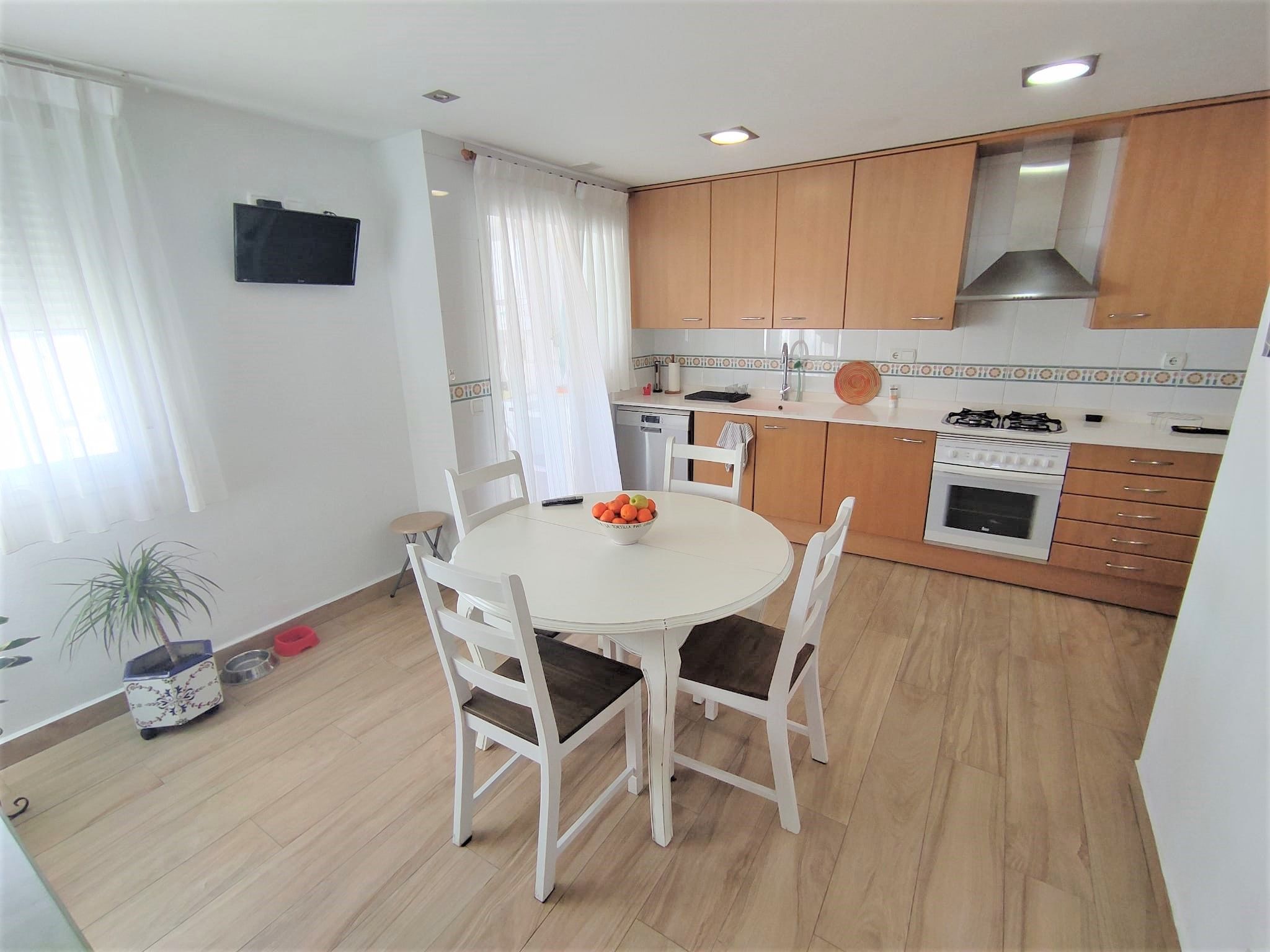 Por 350.000€ atico duplex zona estacion