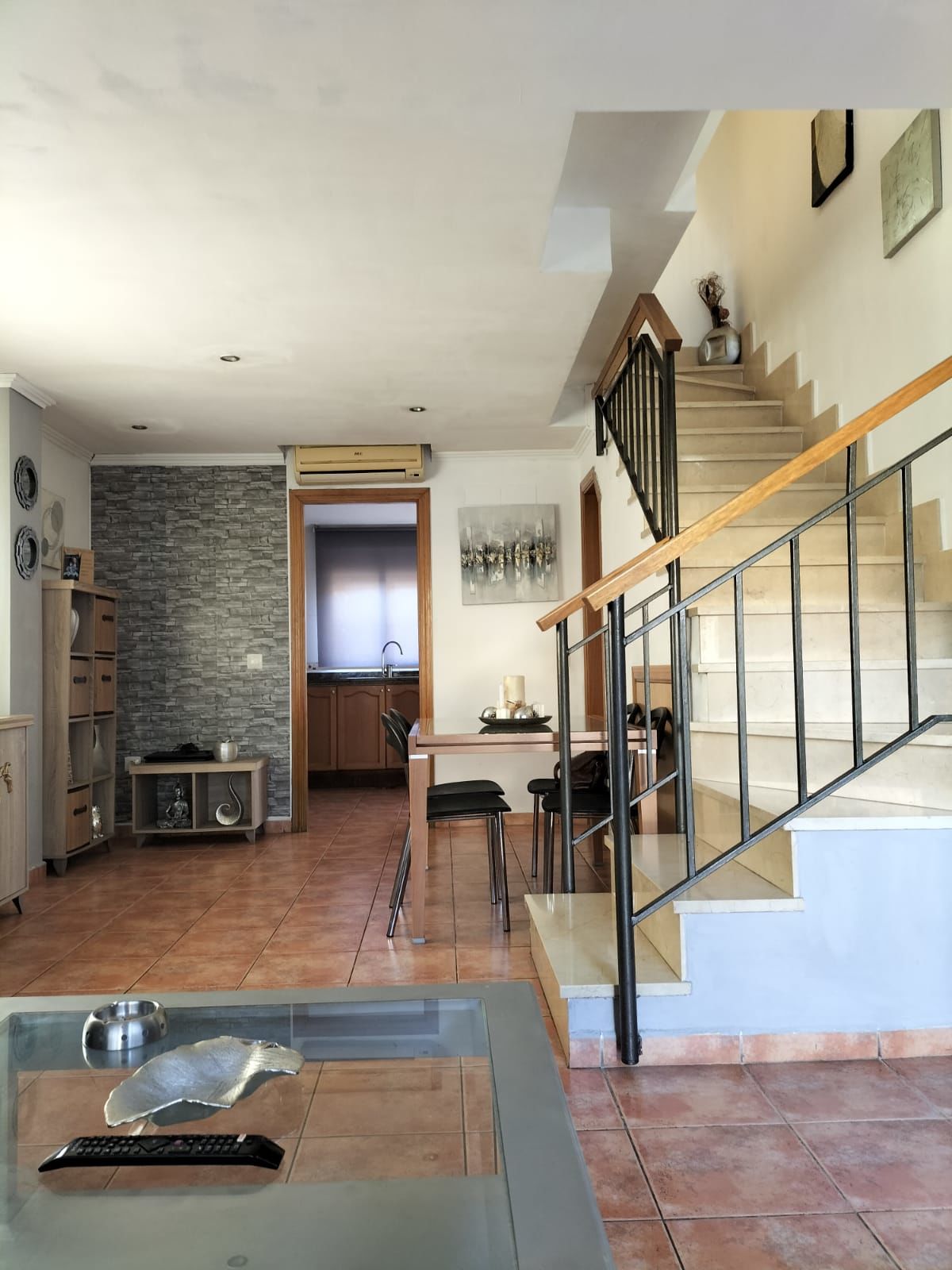 Adosado impecable !!!!!130000€