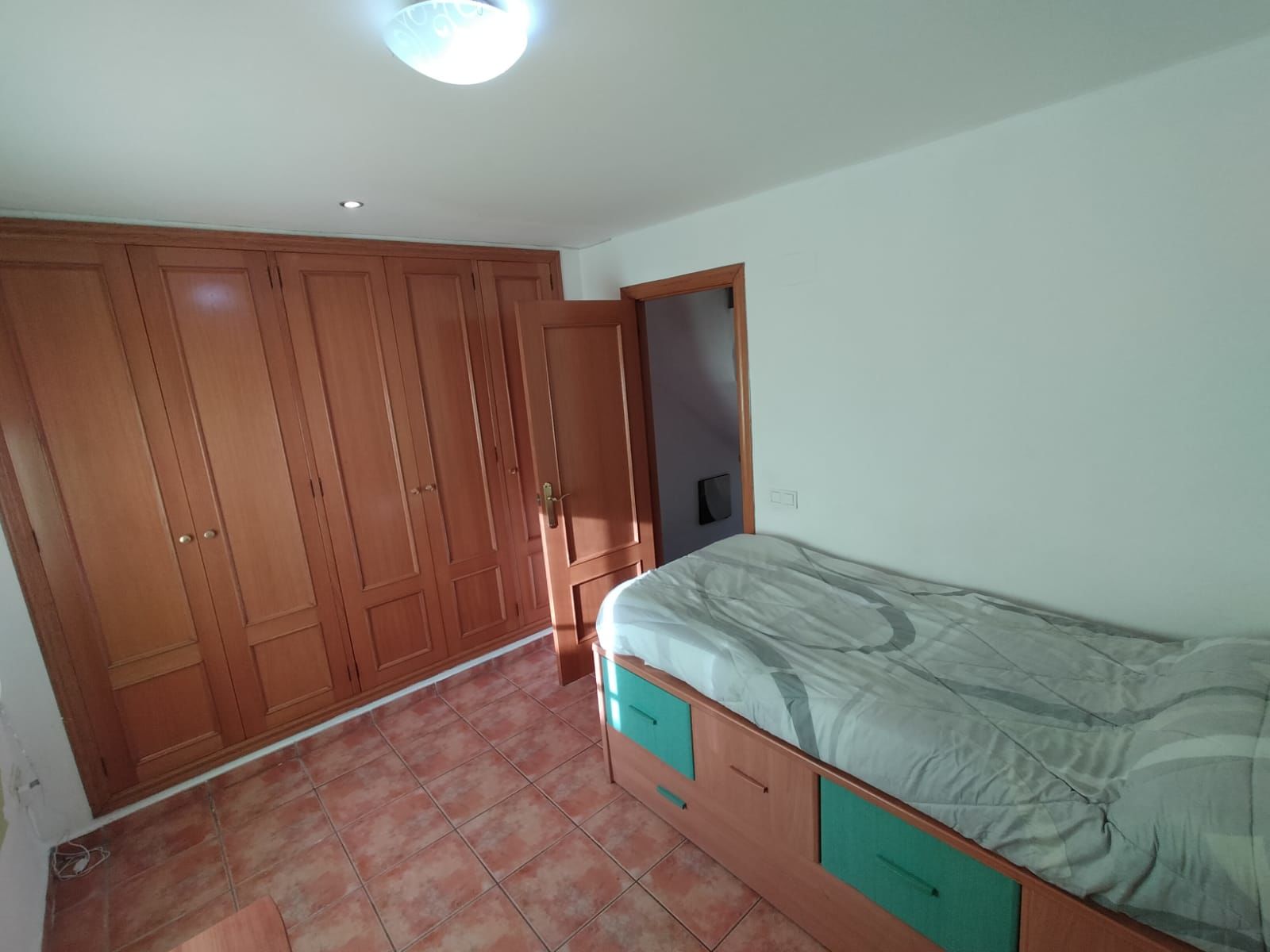 Adosado impecable !!!!!130000€