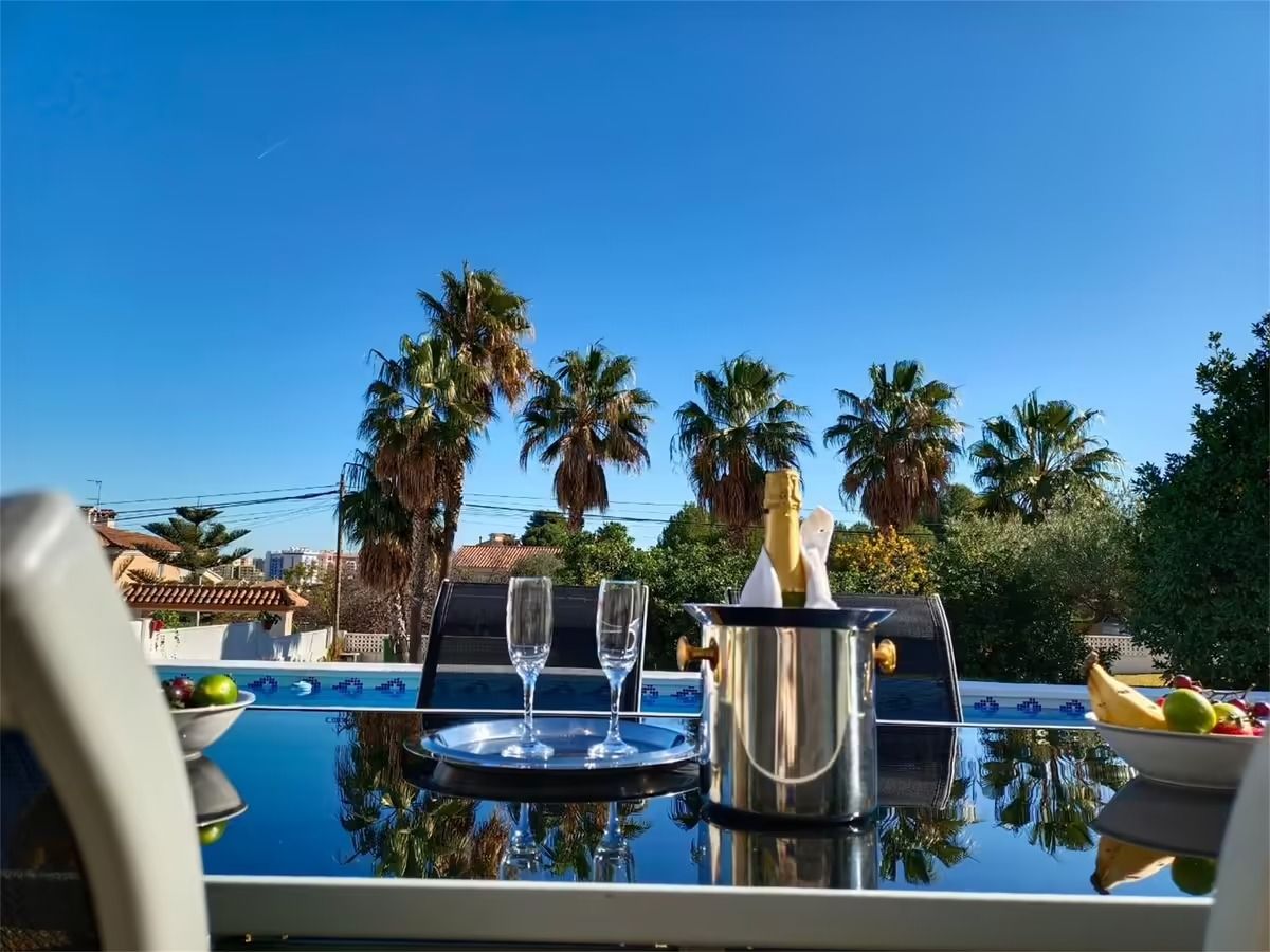 Por 1500000€ villa de alto standing