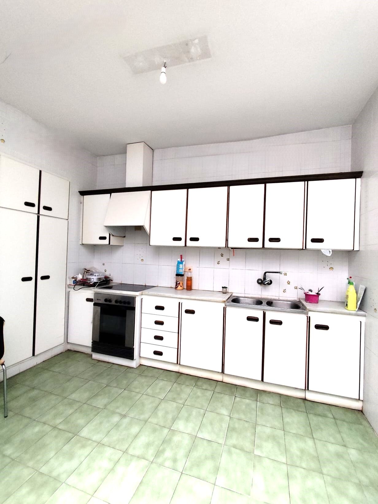 Por 210.000€ - Elegante Casa Modernista !!