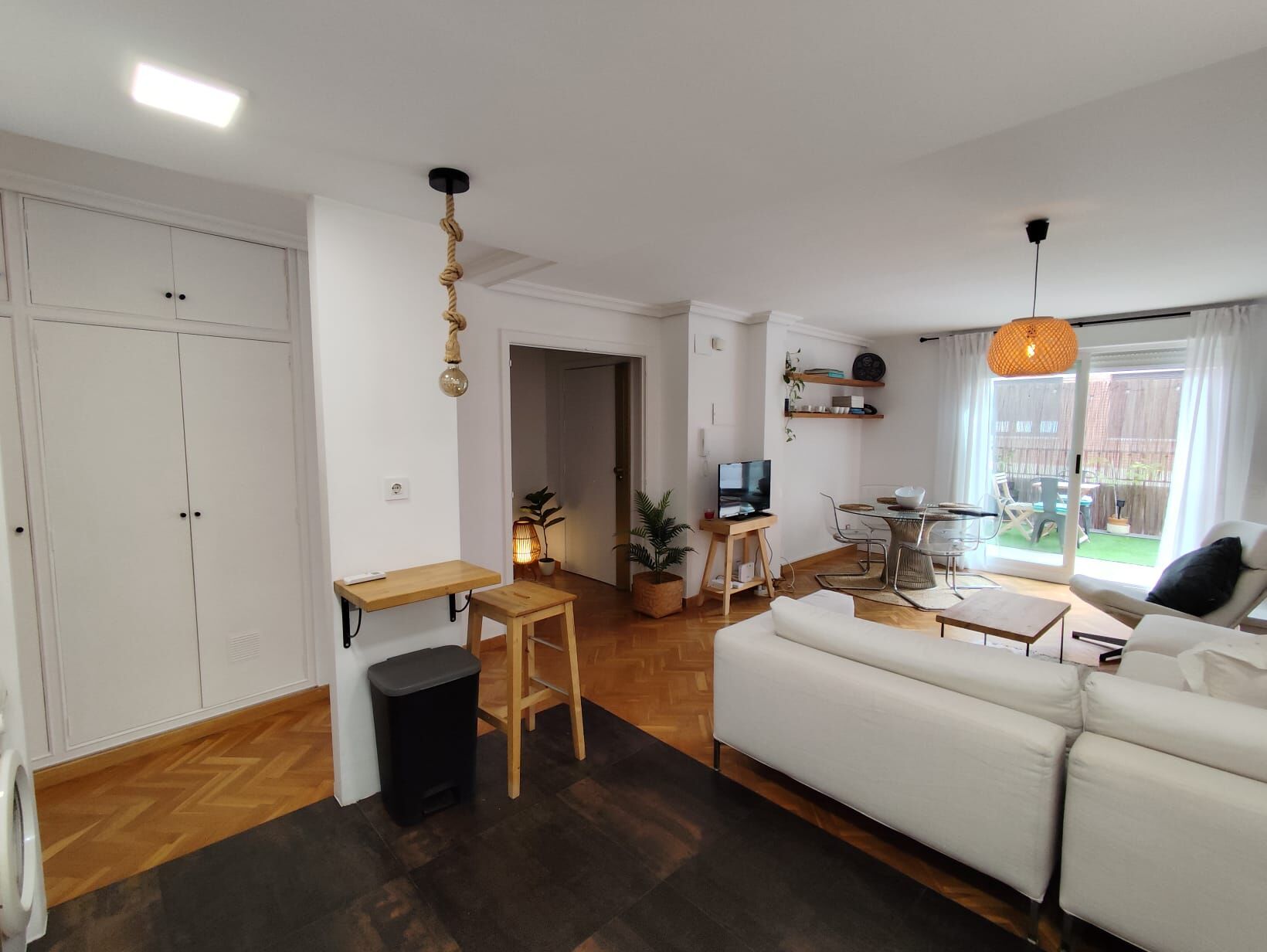 Por 252000€