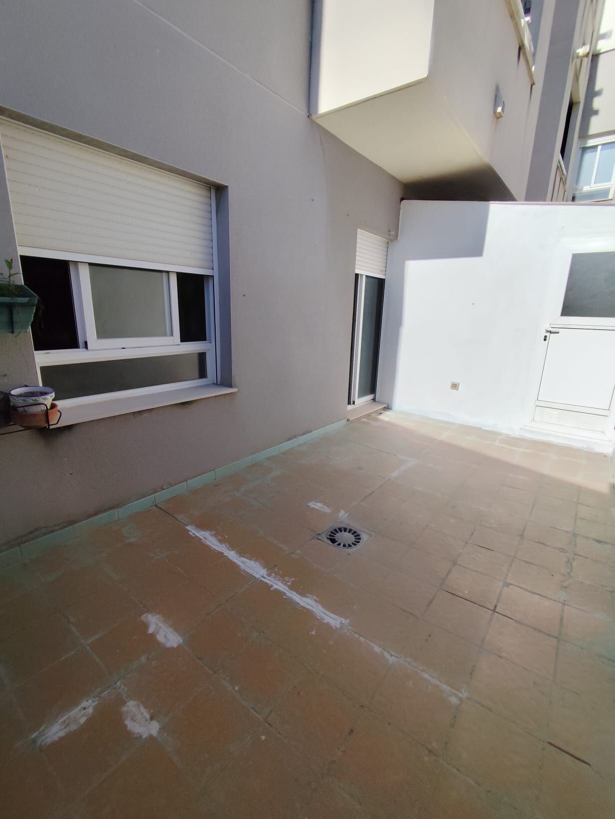 Por 110000€ vivienda en Grupo Benadressa