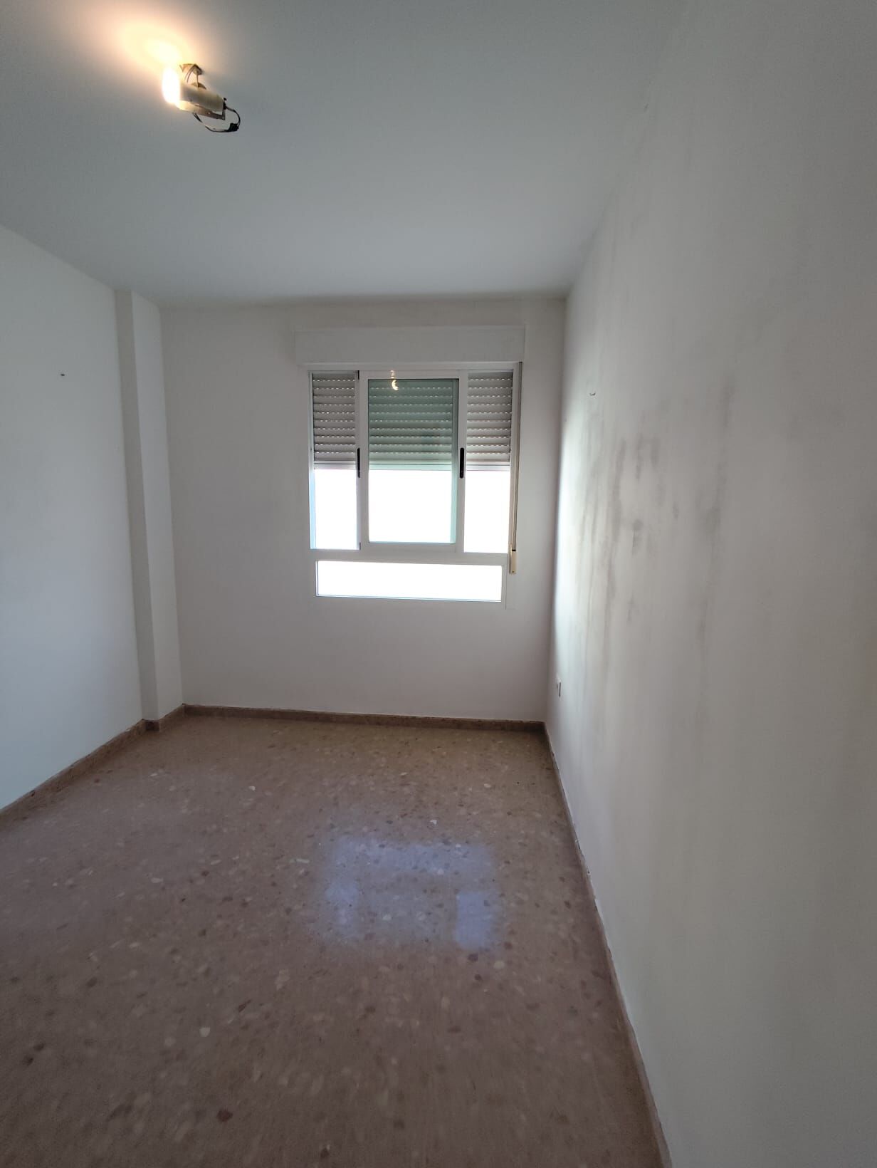 Por 110000€ vivienda en Grupo Benadressa