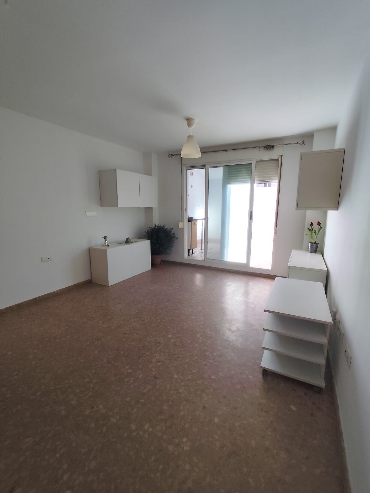 Por 110000€ vivienda en Grupo Benadressa