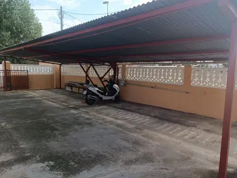Por 260000€ villa en el Grao Urbano