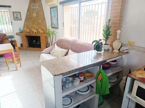 Por 260000€ villa en el Grao Urbano