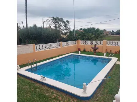 Por 260000€ villa en el Grao Urbano