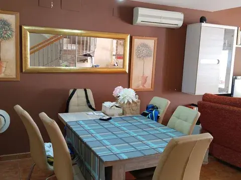 Por 330000€ adosado en Burriana