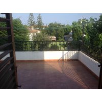 Chalet  por la zona del grao !!