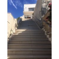 Por 990.000€ villa en urbanización privada
