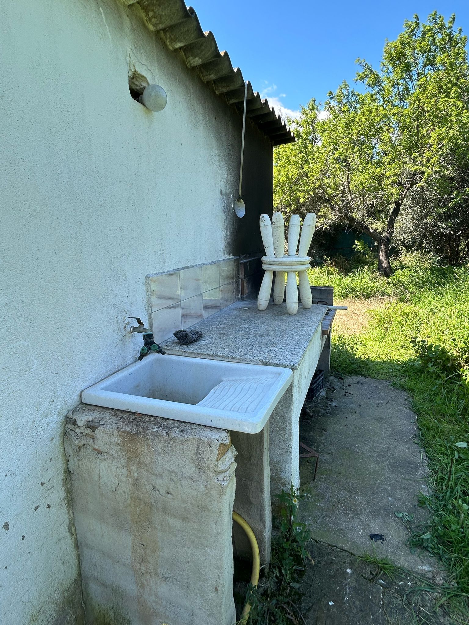 Por 160000€ villa con terreno rustico en Borriol.