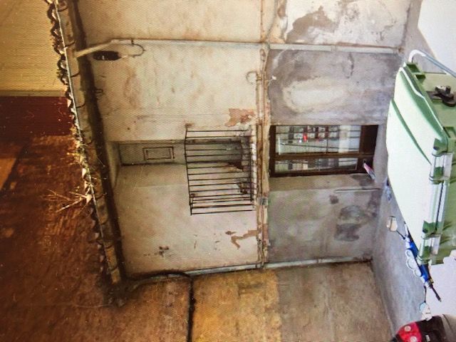 Por 54000€ casa semicentrica independiente